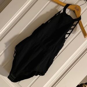 NWOT black body suit XL